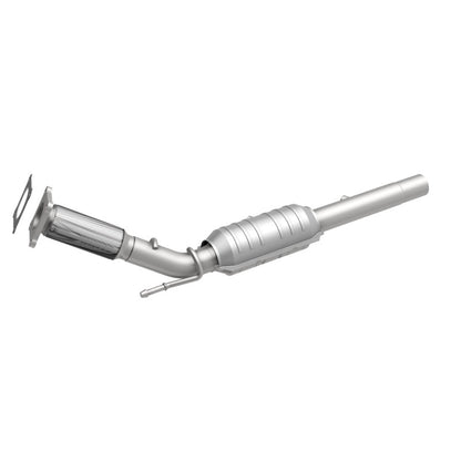 MagnaFlow Direct Fit Catalytic Converter 06-10 VW Beetle 2.5L