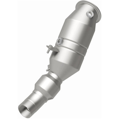 MagnaFlow Direct Fit Catalytic Converter 2014 228i 2.0L Close Coupled
