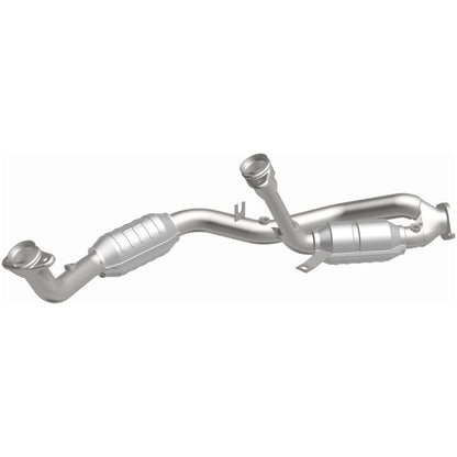 MagnaFlow Direct Fit Catalytic Converter 96-99 Taurus 3.4L Front C