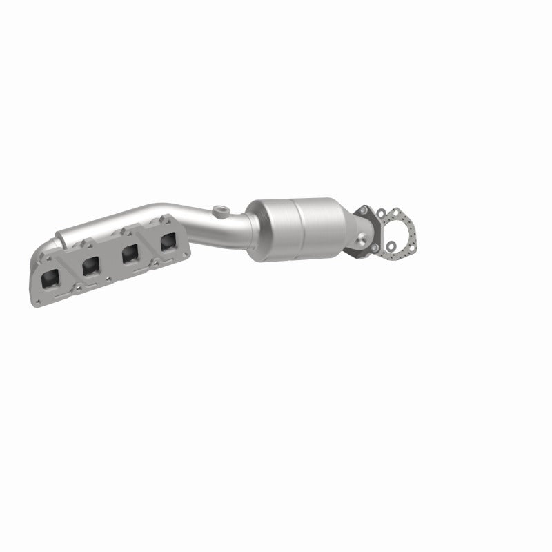 MagnaFlow Direct Fit Catalytic Converter 02-04 VW Passat 4.0L