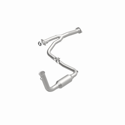 MagnaFlow 2004 Jeep Liberty 3.7L Direct Fit Converter