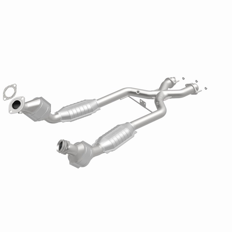 MagnaFlow Direct Fit Catalytic Converter 96-98 4.6L *California*