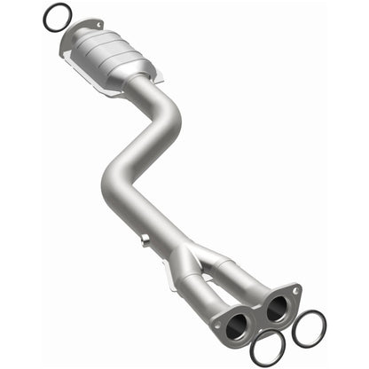 MagnaFlow Direct Fit Catalytic Converter Lexus GS300 00-04 3.0L I6