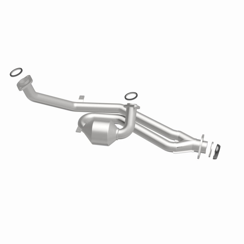 MagnaFlow Direct Fit Catalytic Converter 01-03 Toyota Sienna 3.0L