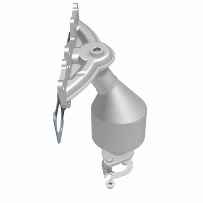 Magnaflow 07-10 Kia Sedona 3.8L California Grade CARB Compliant DF Manifold Catalytic Converter