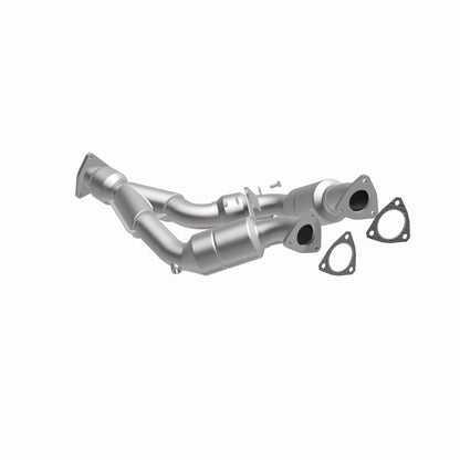 MagnaFlow Direct Fit Catalytic Converter 04-06 VW Touareg 3.2L