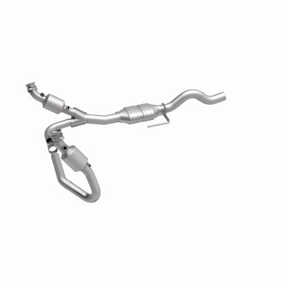 MagnaFlow Direct Fit Catalytic Converter 00-02 Dakota 3.9L