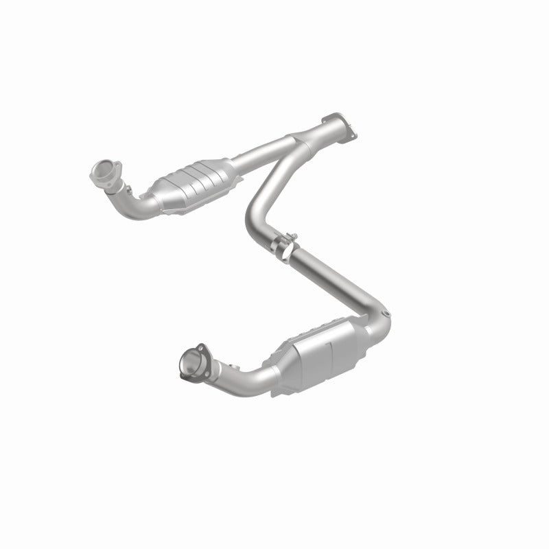 MagnaFlow Direct Fit Catalytic Converter 00-01Tahoe/Yukon V8 5.7L