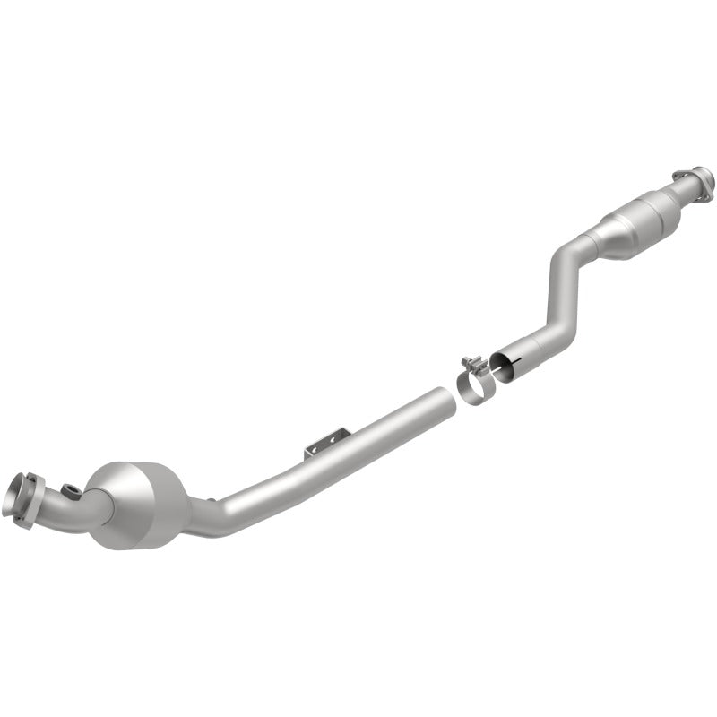 MagnaFlow Direct Fit Catalytic Converter 00-02 Mercedes E430 4.3L