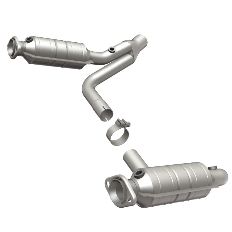 MagnaFlow Direct Fit Catalytic Converter Raider 2006 8 4.7L
