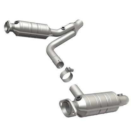 MagnaFlow Direct Fit Catalytic Converter Raider 2006 8 4.7L