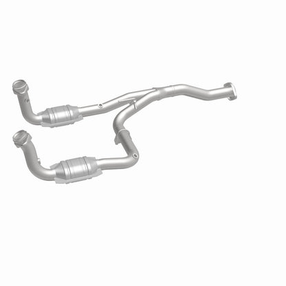 MagnaFlow Direct Fit Catalytic Converter 07 Jeep Liberty 3.7L