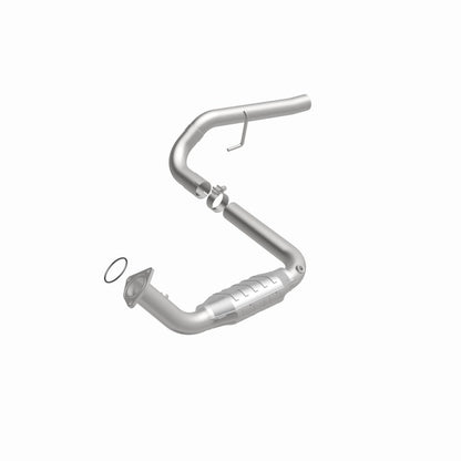 MagnaFlow Direct Fit Catalytic Converter 02-05 Escalade 6.0L Driver Side