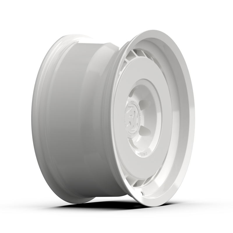 fifteen52 Evolution MX 17x8 5x112 20mm ET 57.1mm Center Bore Classic White Wheel