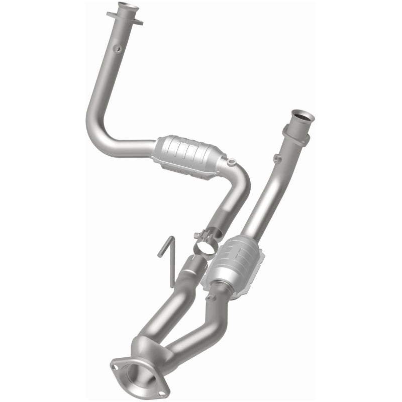 MagnaFlow Direct Fit Catalytic Converter 05-06 Jeep Grand Cherokee 3.7L Y-Pipe Assembly