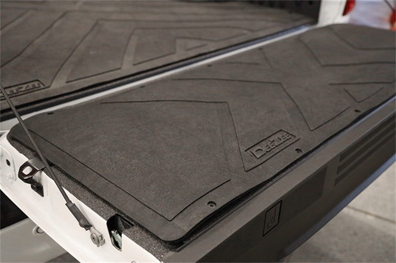 Dee Zee Universal Tailgate Mat - Full Size/Universal (X Pattern)