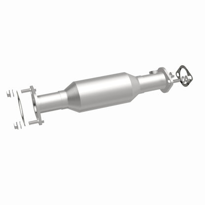 MagnaFlow Direct Fit Catalytic Converter 04-06 Outlander 2.4L