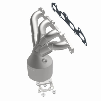 MagnaFlow Direct Fit Catalytic Converter 00-03 Kia Rio 1.5L/1.6L