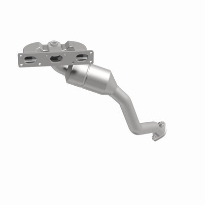 MagnaFlow Direct Fit Catalytic Converter BMW 5 01-03 front