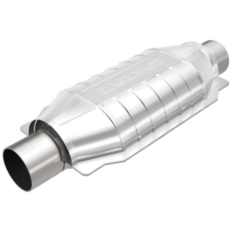 MagnaFlow Univ Cat Conv 2.25in Inlet/Outlet Ctr/Ctr Oval 12in Body L x 6.5in W x 16in Overall L