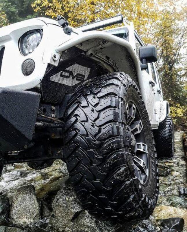 DV8 Offroad 07-18 Jeep Wrangler JK Front Aluminum Inner Fender - Black