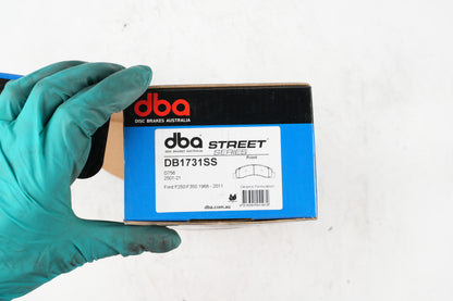 DBA 00-05 Ford Excursion 4WD Street Series Front Brake Pads