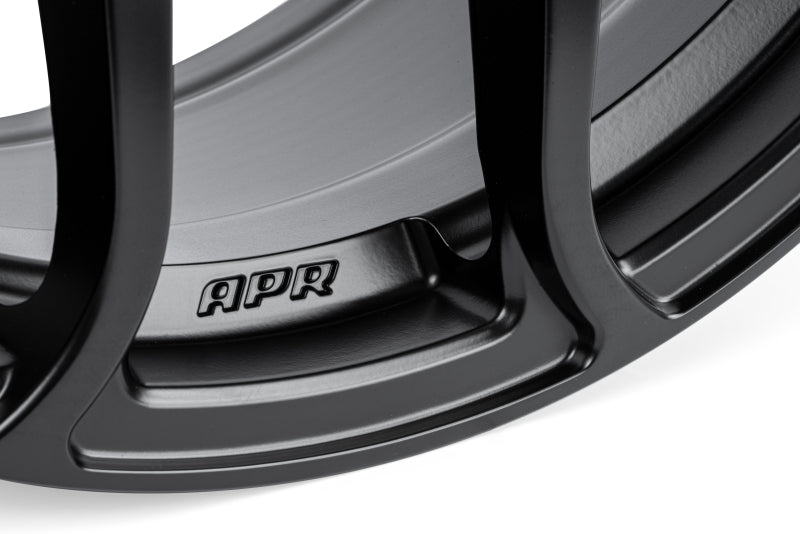 APR A01 Flow Formed 18x8.5 / 5x112 / ET45 / 66.5mm Bore / Satin Black Wheel