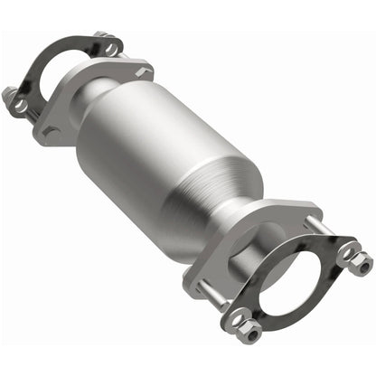MagnaFlow Direct Fit Catalytic Converter 09-10 Hyundai Genesis 4.6L