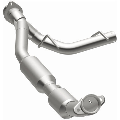 MagnaFlow 03-04 Ford Expedition 5.4L Direct Fit Converter
