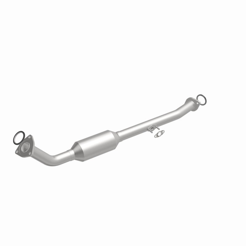 MagnaFlow Direct Fit Catalytic Converter OEM 2001-2004 Toyota Sequoia Underbody