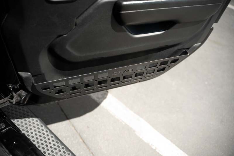 DV8 Offroad 2018+ Jeep Wrangler JL/Gladiator JT Slim Front Door Molle Pockets