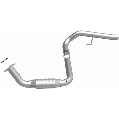 MagnaFlow Direct Fit Catalytic Converter 02-05 Escalade 6.0L Driver Side