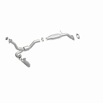 MagnaFlow Direct Fit Catalytic Converter 00-04 Chevy Blazer 4.3L