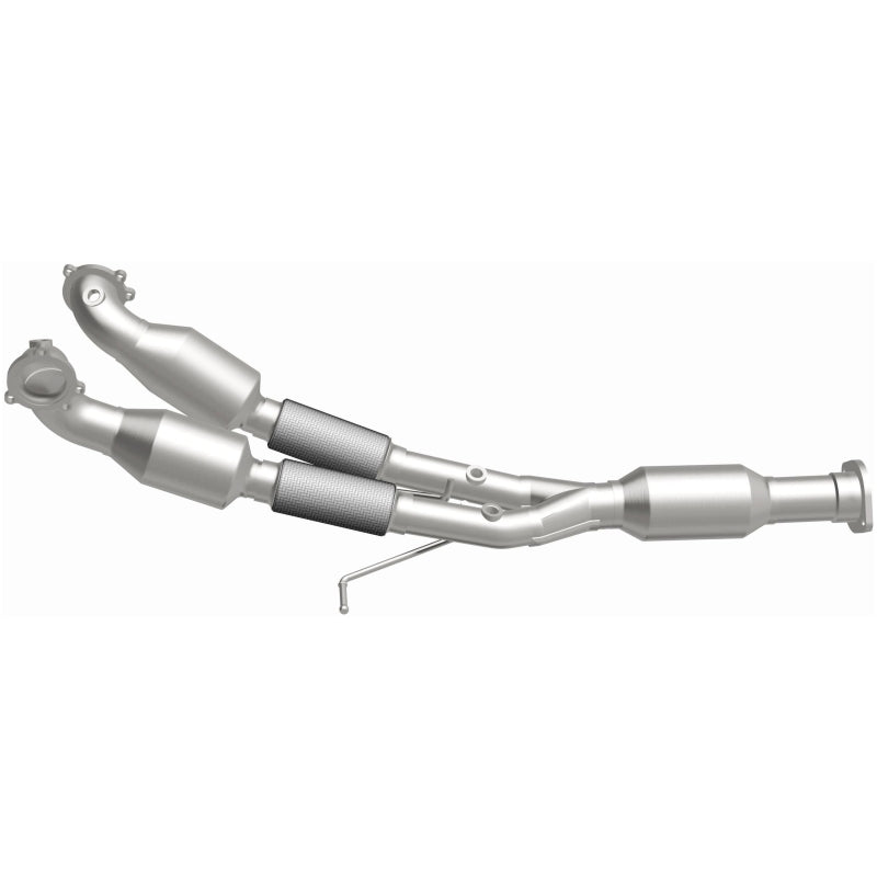 MagnaFlow 02-05 S80 2.9 L Underbody Direct Fit Converter