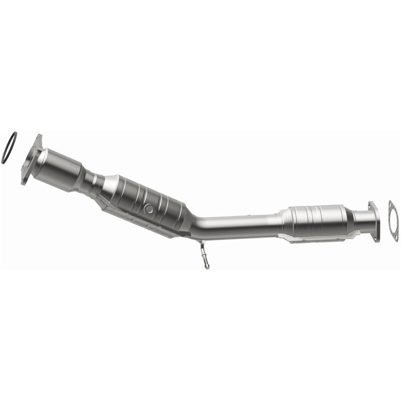 MagnaFlow Direct Fit Catalytic Converter 05-09 Volvo V50 2.4L