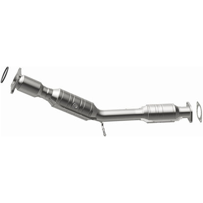 MagnaFlow Direct Fit Catalytic Converter 05-09 Volvo V50 2.4L