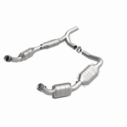 MagnaFlow Direct Fit Catalytic Converter 07-08 Ford E-150 4.6L