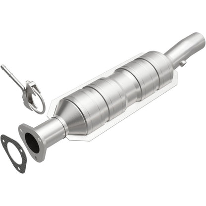 MagnaFlow Direct Fit Catalytic Converter 07-08 E-350 Super Duty 5.4 & 6.8 L OEM Underbody