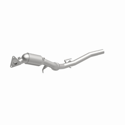 MagnaFlow Direct Fit Catalytic Converter 11-15 Volkswagen Touareg V6 3.6 OEM Underbody