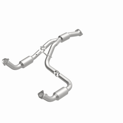 MagnaFlow 12-17 Chevrolet Express 3500 6.0L Direct Fit Converter