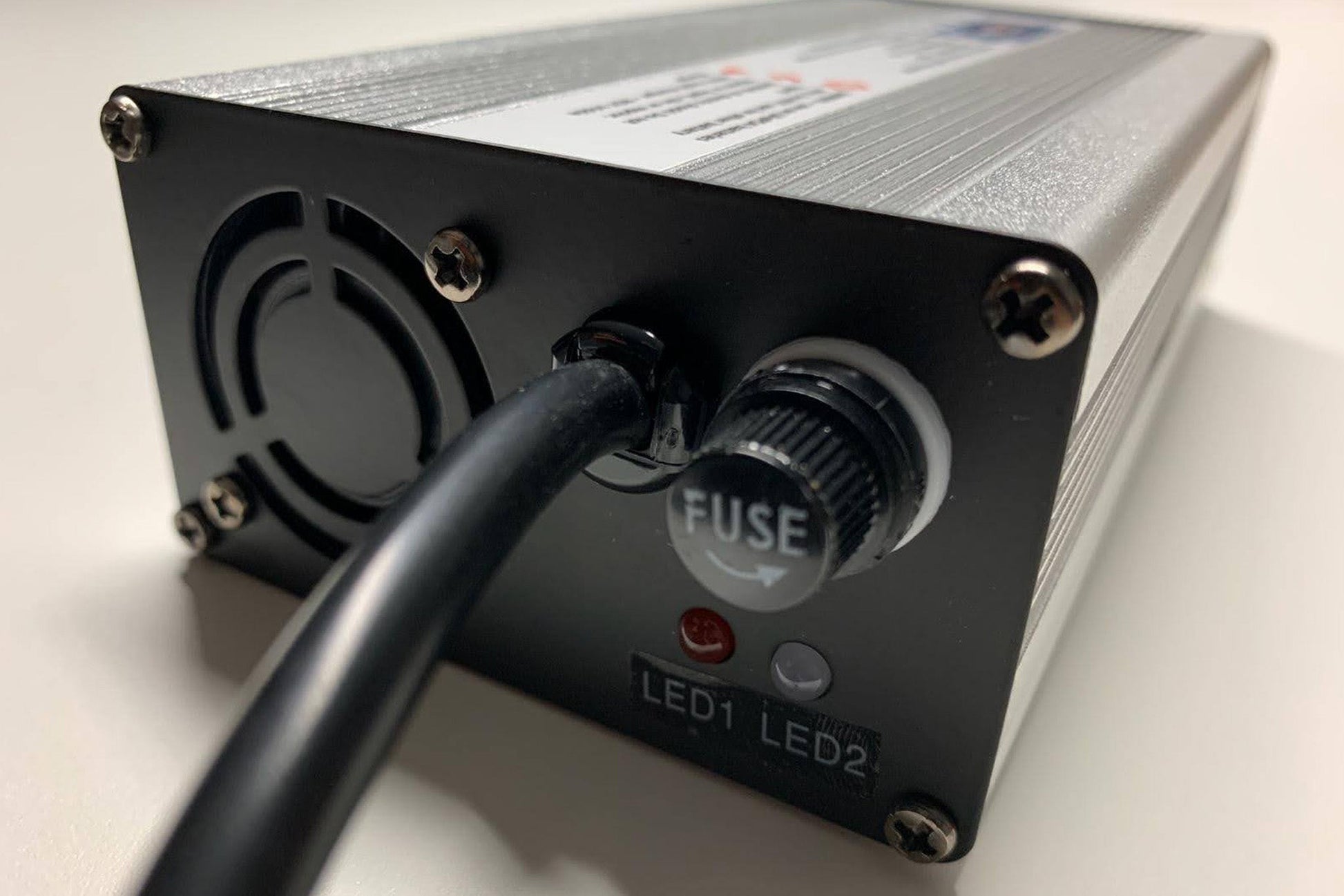 Deadweight Industries DI10AMPCHARGER - 10-Amp Lithium Rapid Charger