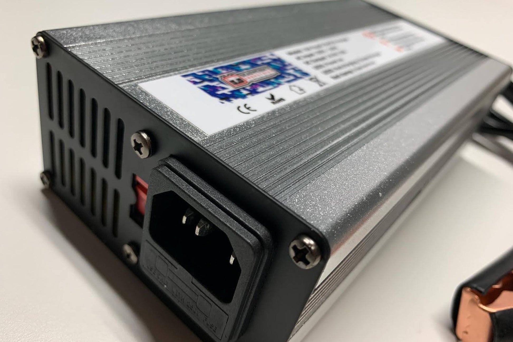 Deadweight Industries DI10AMPCHARGER - 10-Amp Lithium Rapid Charger