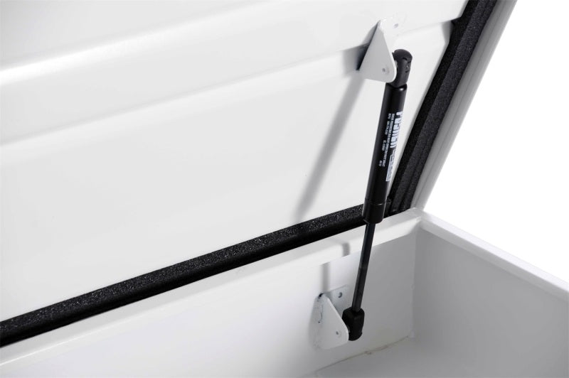 Dee Zee Universal Tool Box - Hardware Crossover - Single Lid White