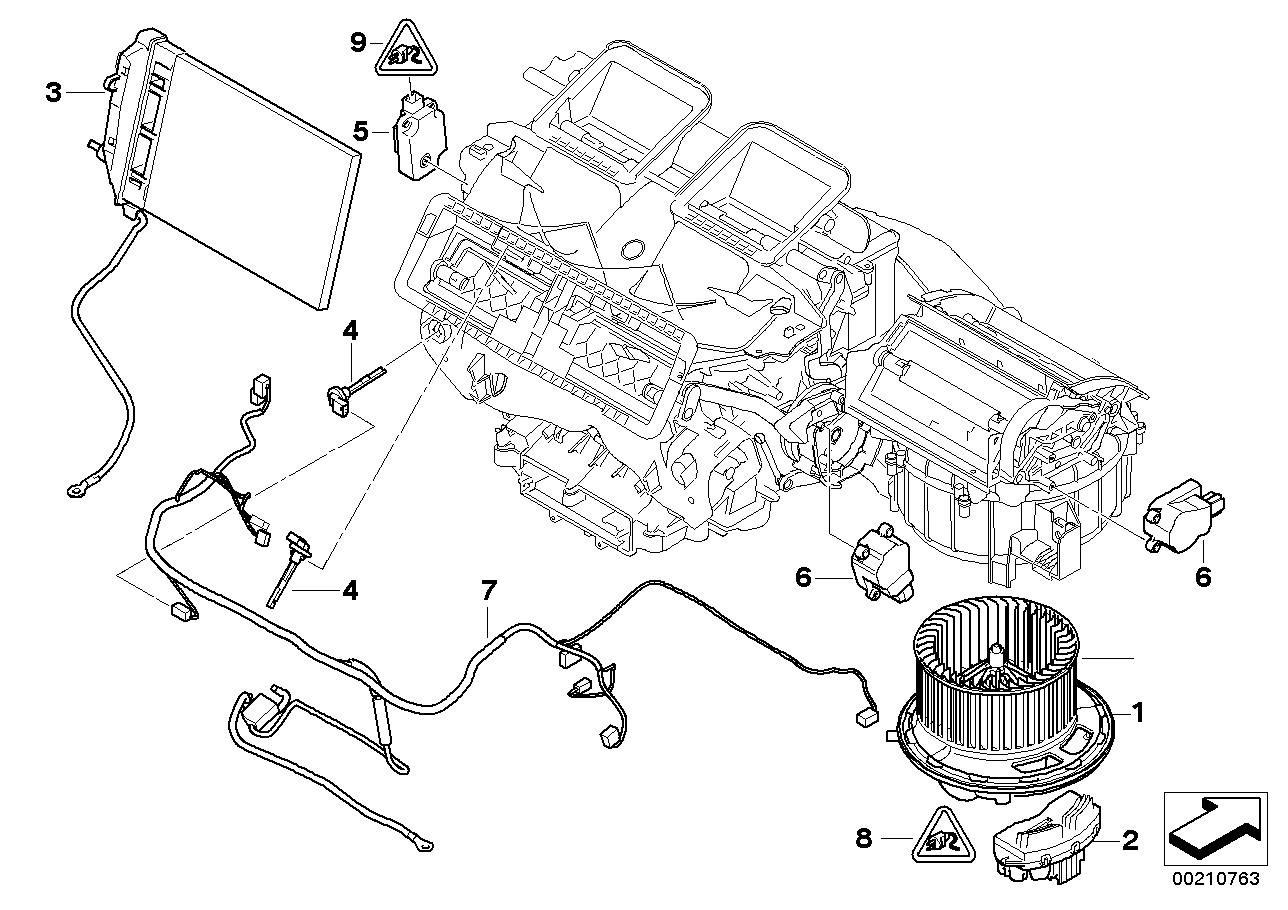 Genuine BMW 61136925598 E82 E88 F15 Socket Housing 4 POL. (Inc. X5 M50dX, X6 50iX 4.4 & X1 28i)