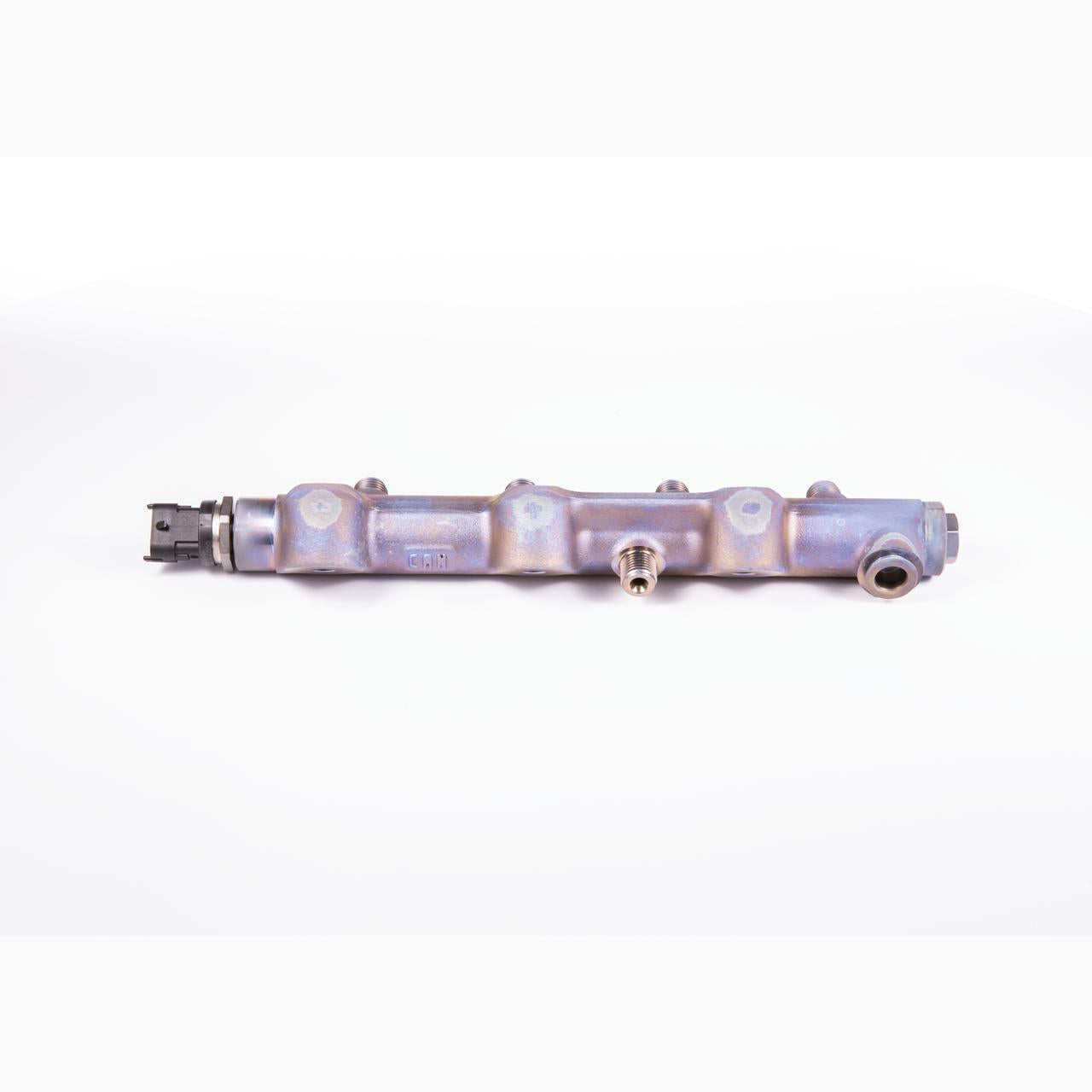 BOSCH 224-024 Fuel Distributor Pipe