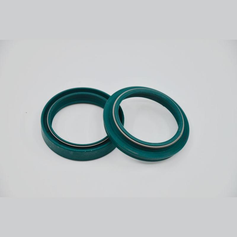SKF KITG-45S Front Suspension Seal Set