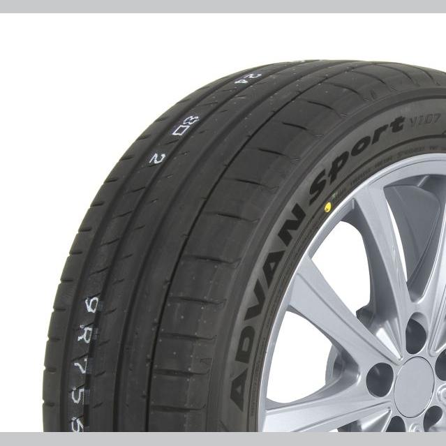 YOKOHAMA 25540R18LOYO99YV107 Summer Pkw Tyreda73.0 Db