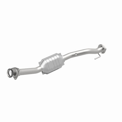 MagnaFlow Direct Fit Catalytic Converter 02-05 Trailblazer 4.2L OEM