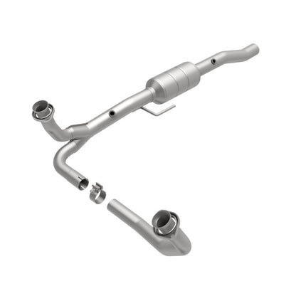 MagnaFlow Direct Fit Catalytic Converter 00 Dodge Durango 5.2/5.9L