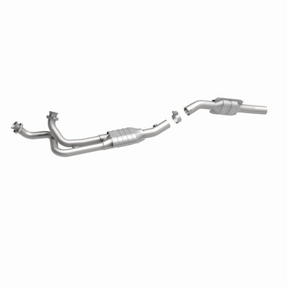 MagnaFlow Direct Fit Catalytic Converter 1996 Ford E-150 4.9L